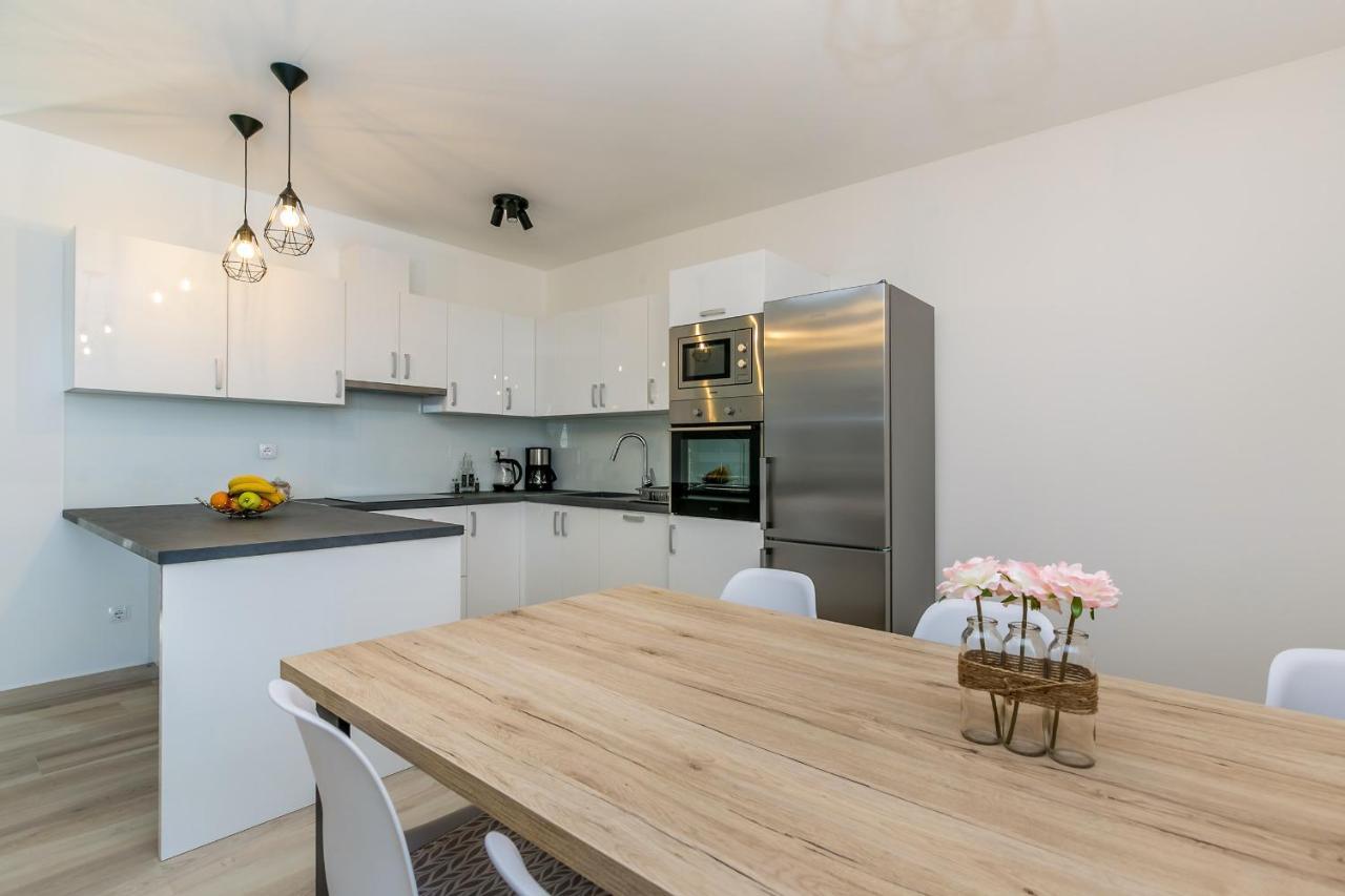 Holiday House San Michele Vrh  Esterno foto